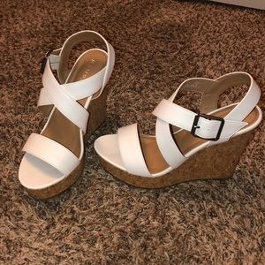RAMPAGE white wedges with cork heel size 7 1/2